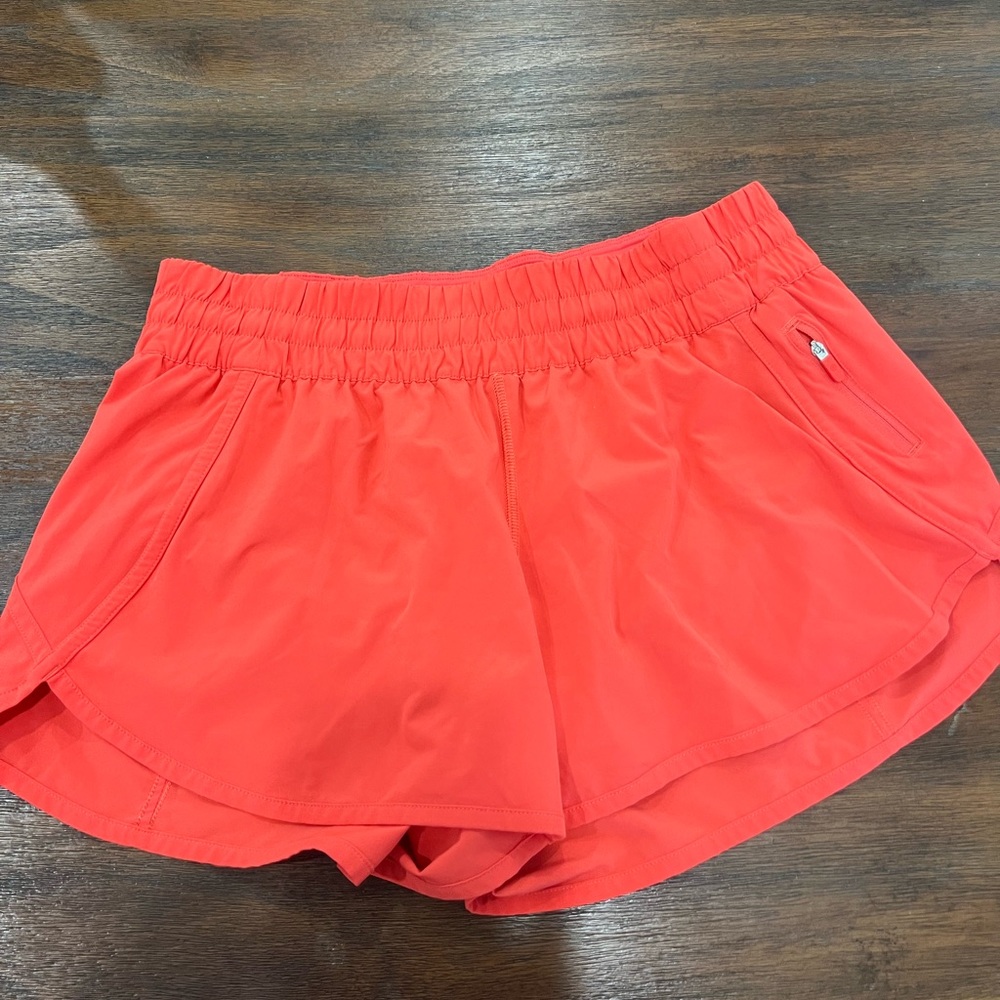 Lululemon Tracker Shorts 4”